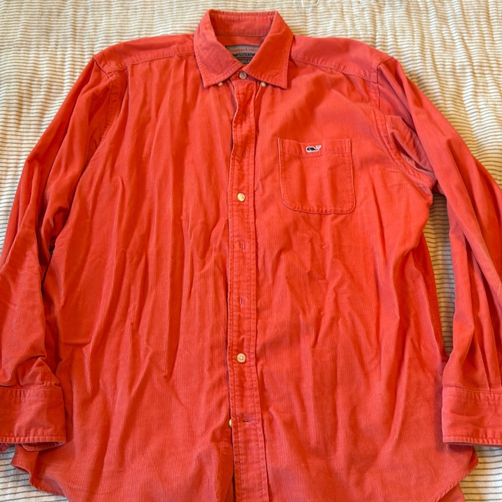 Like new vineyards vines corduroy shirt, size large